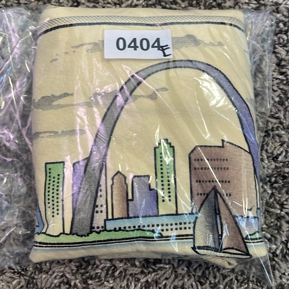 Unisex adult Saint Louis tee shirt cropped top - Picture 9 of 9